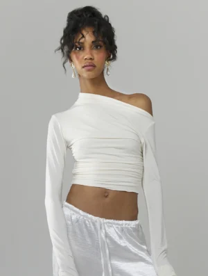 Asymmetrical top ecru